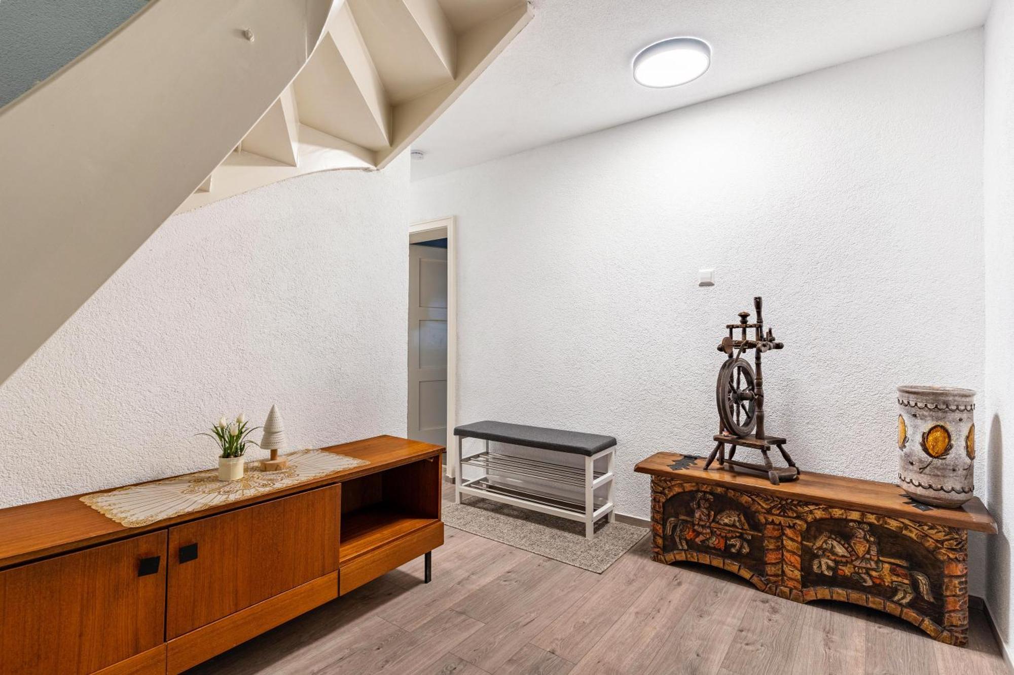 Ferienhaus Burghalde Mit Sauna 알피르스바흐 외부 사진