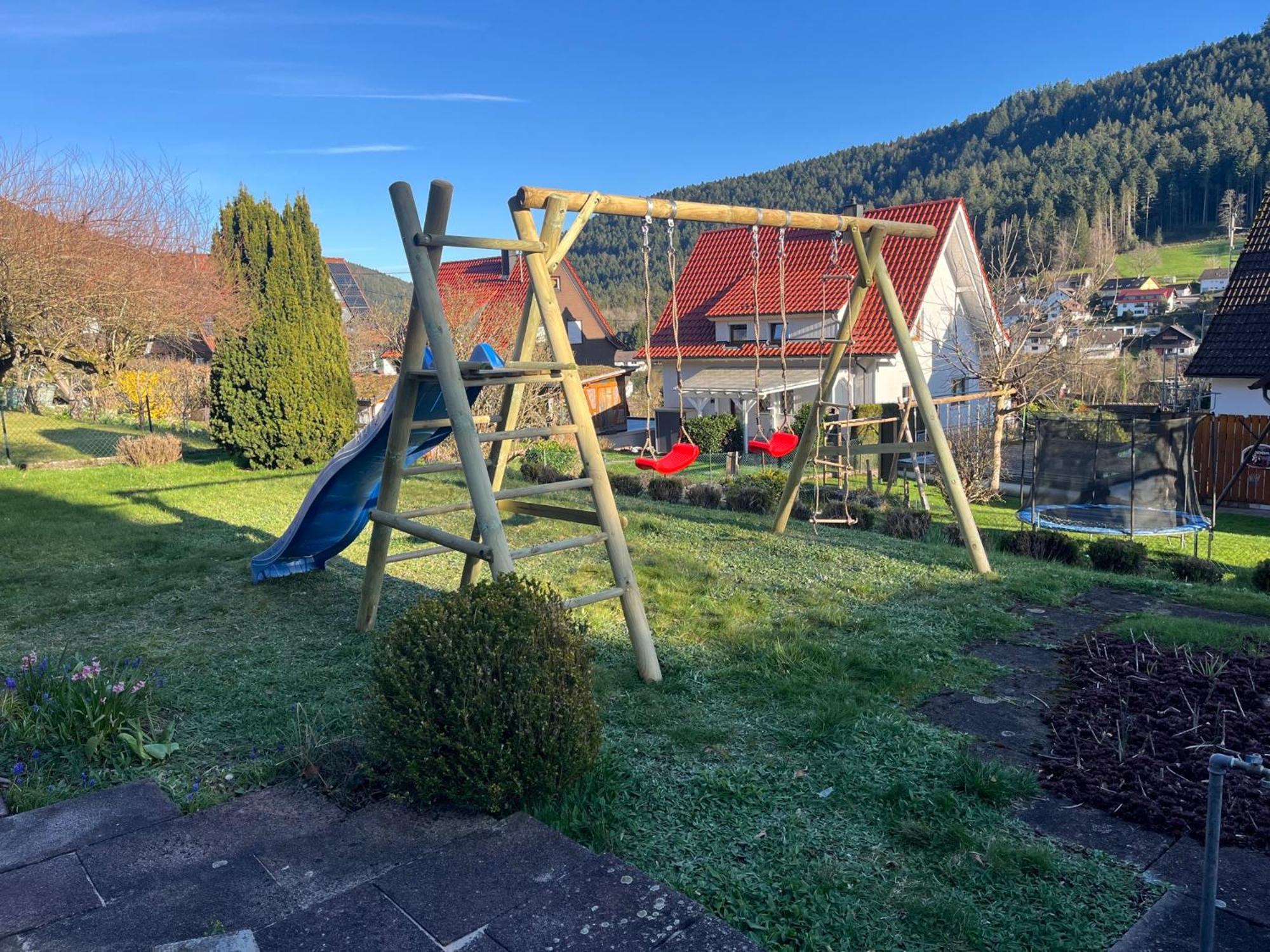 Ferienhaus Burghalde Mit Sauna 알피르스바흐 외부 사진